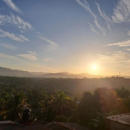 Dreamscape Home Stay Kandy Eksteriør bilde